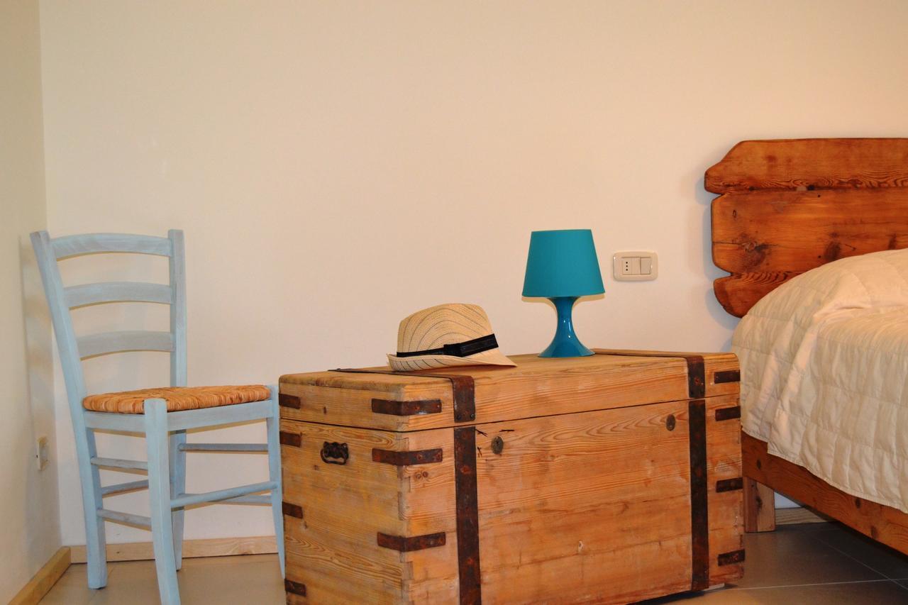B&B Villa Olesia Ostra Chambre photo