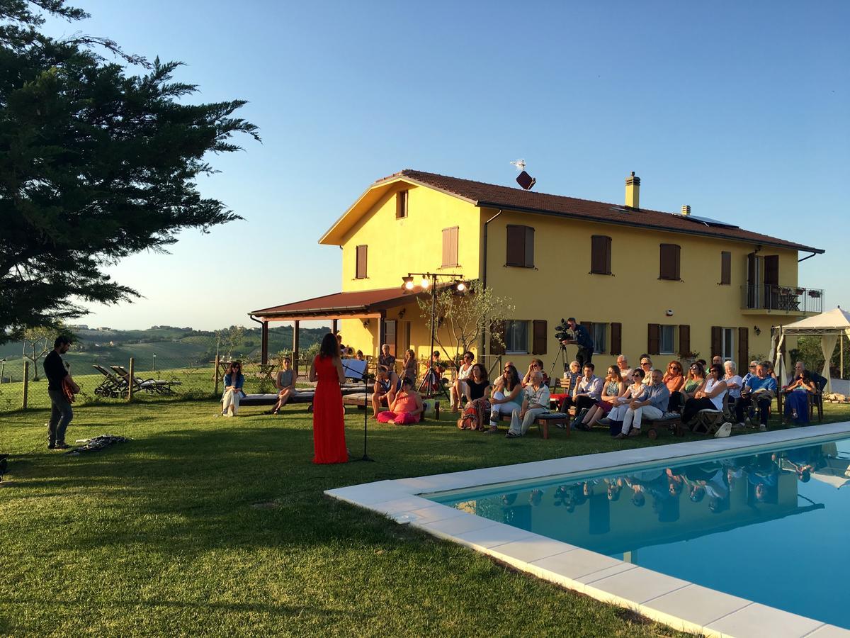 B&B Villa Olesia Ostra Extérieur photo
